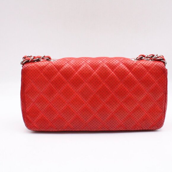 Pre-Owned, Restored CHANEL Perforated Leather Flap Shoulder Bag in Red/Silver - Picture 4 of 16